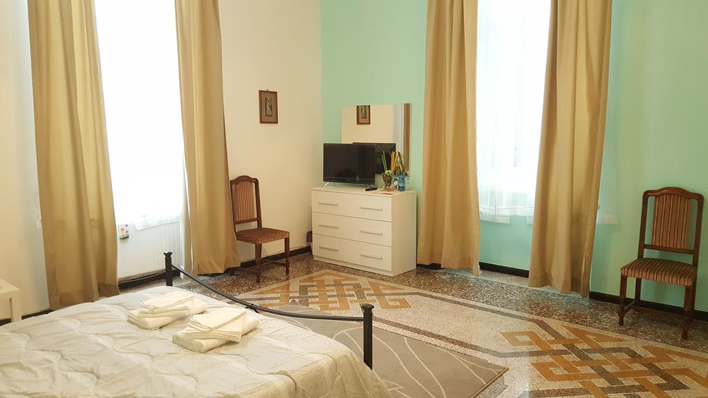 Royal Suite Генуя Экстерьер фото