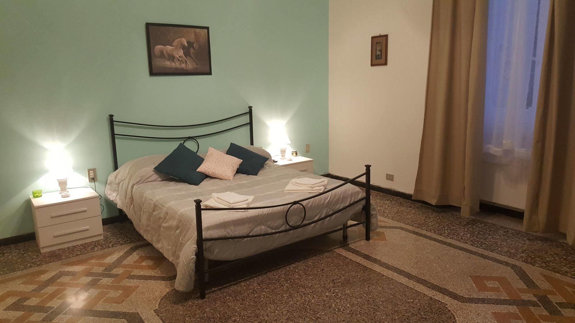 Royal Suite Генуя Экстерьер фото
