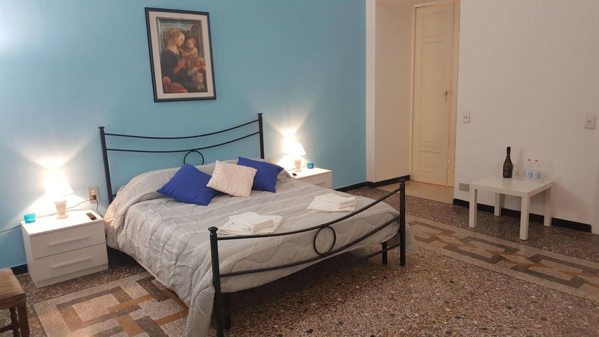 Royal Suite Генуя Экстерьер фото